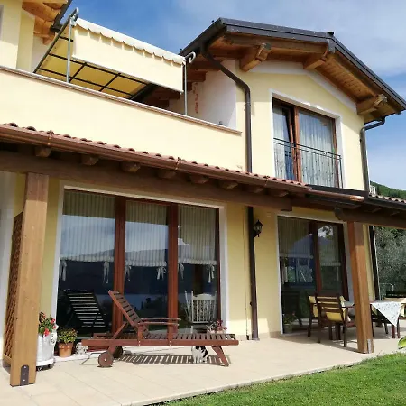 La Casa Nel Verde Holiday home *